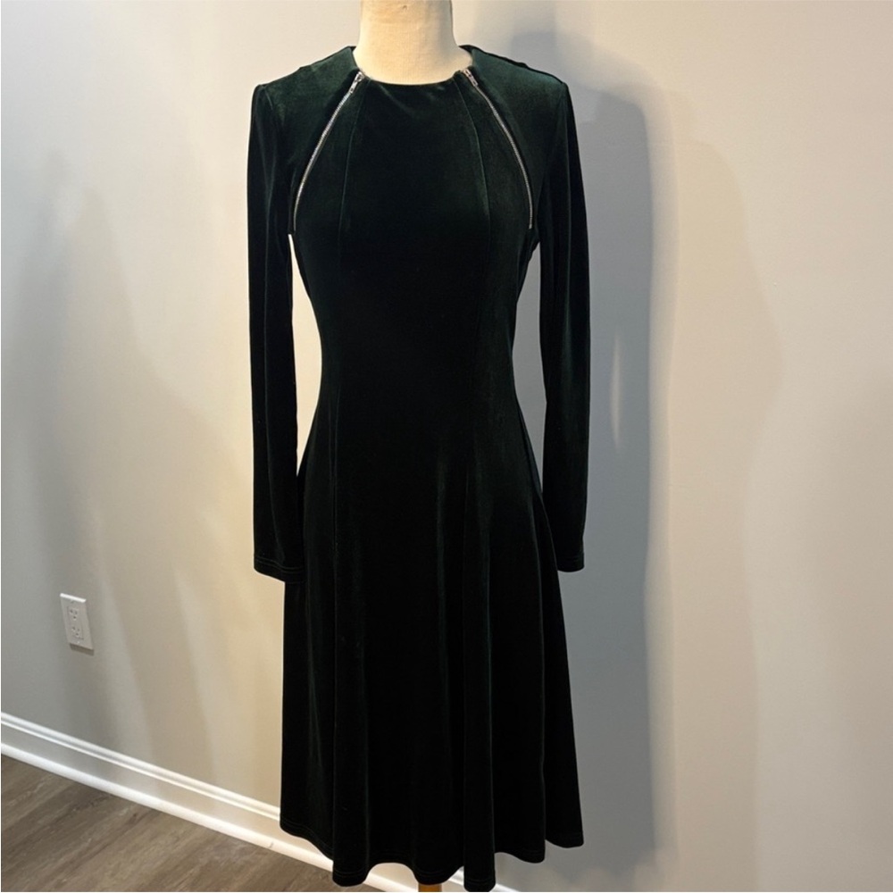Apparalel Long-Sleeve Velvet Fit-and-Flare Dress in black